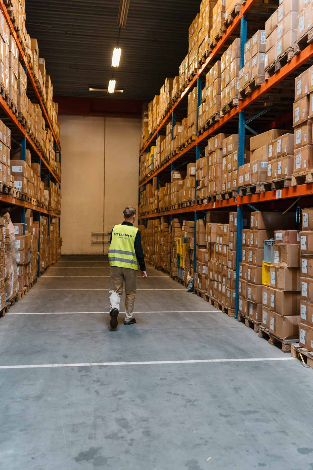 Fra 3 kvm loftsrum til 5.000 kvm lager: Vores rejse