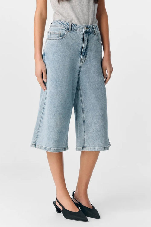 Isra Bermuda Shorts - Mellemblå Denim
