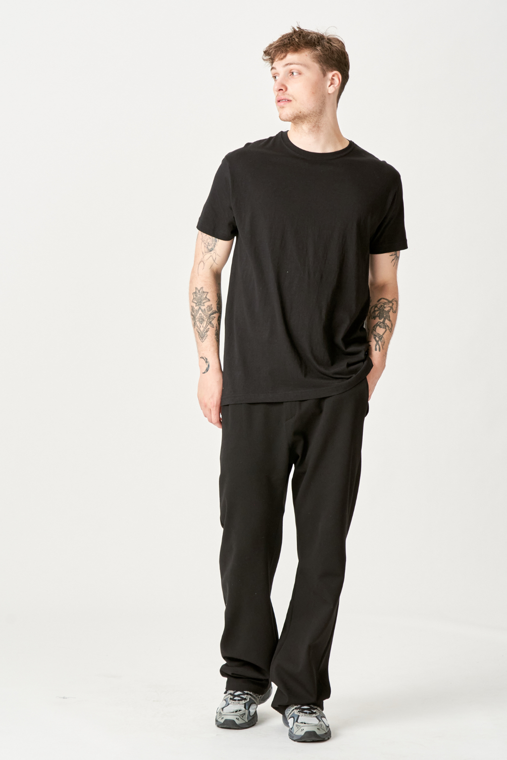 Basic Joy T-shirt - Sort