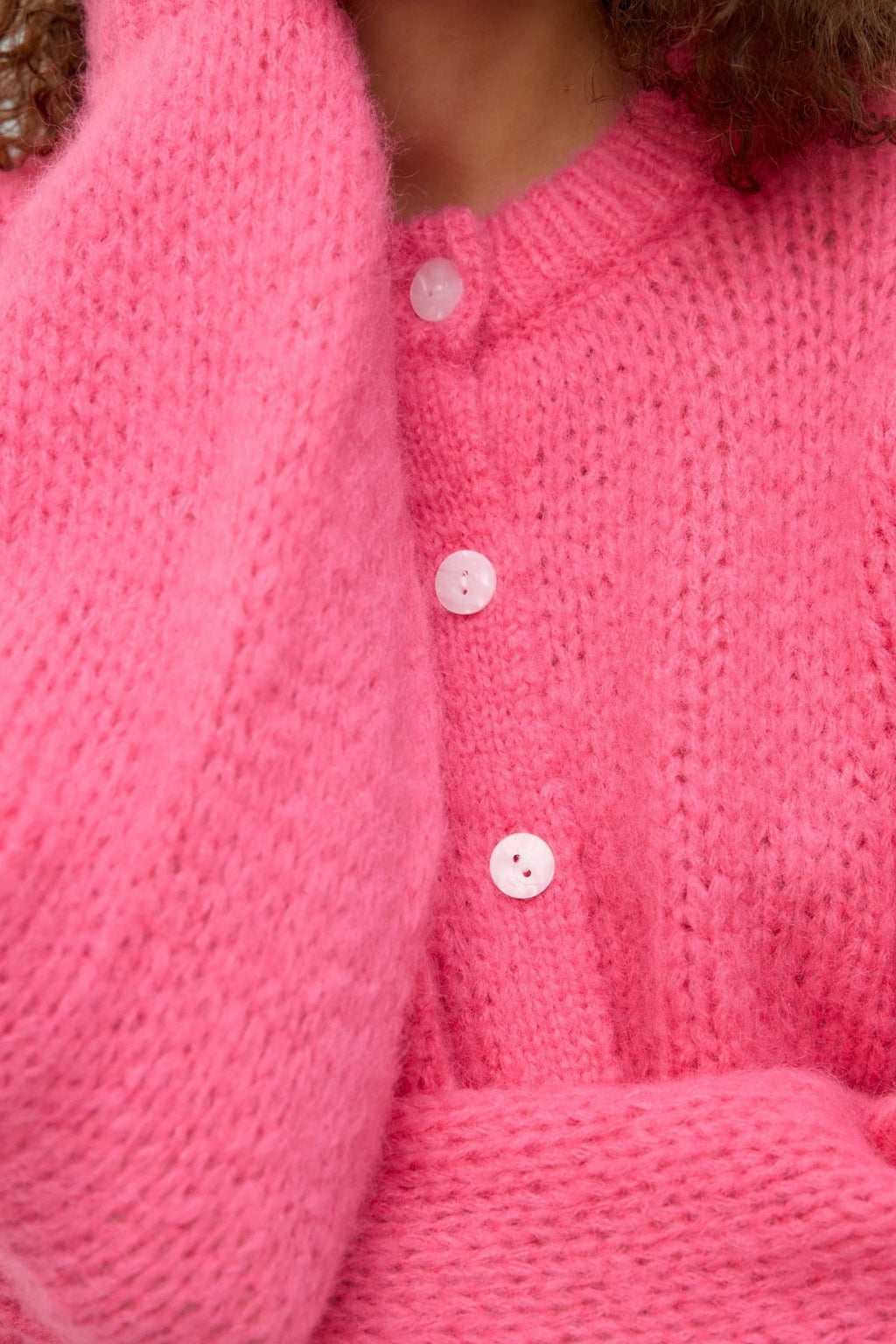 Wilo Cardigan med Rund Hals - Stærk Pink