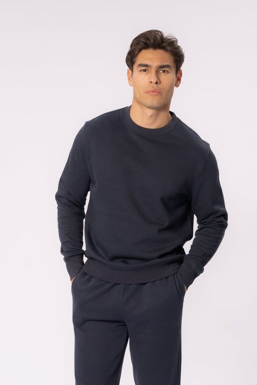 Essential Crewneck - Marineblå