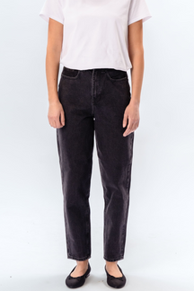 De Originale Performance Mom Jeans - Washed Black Denim