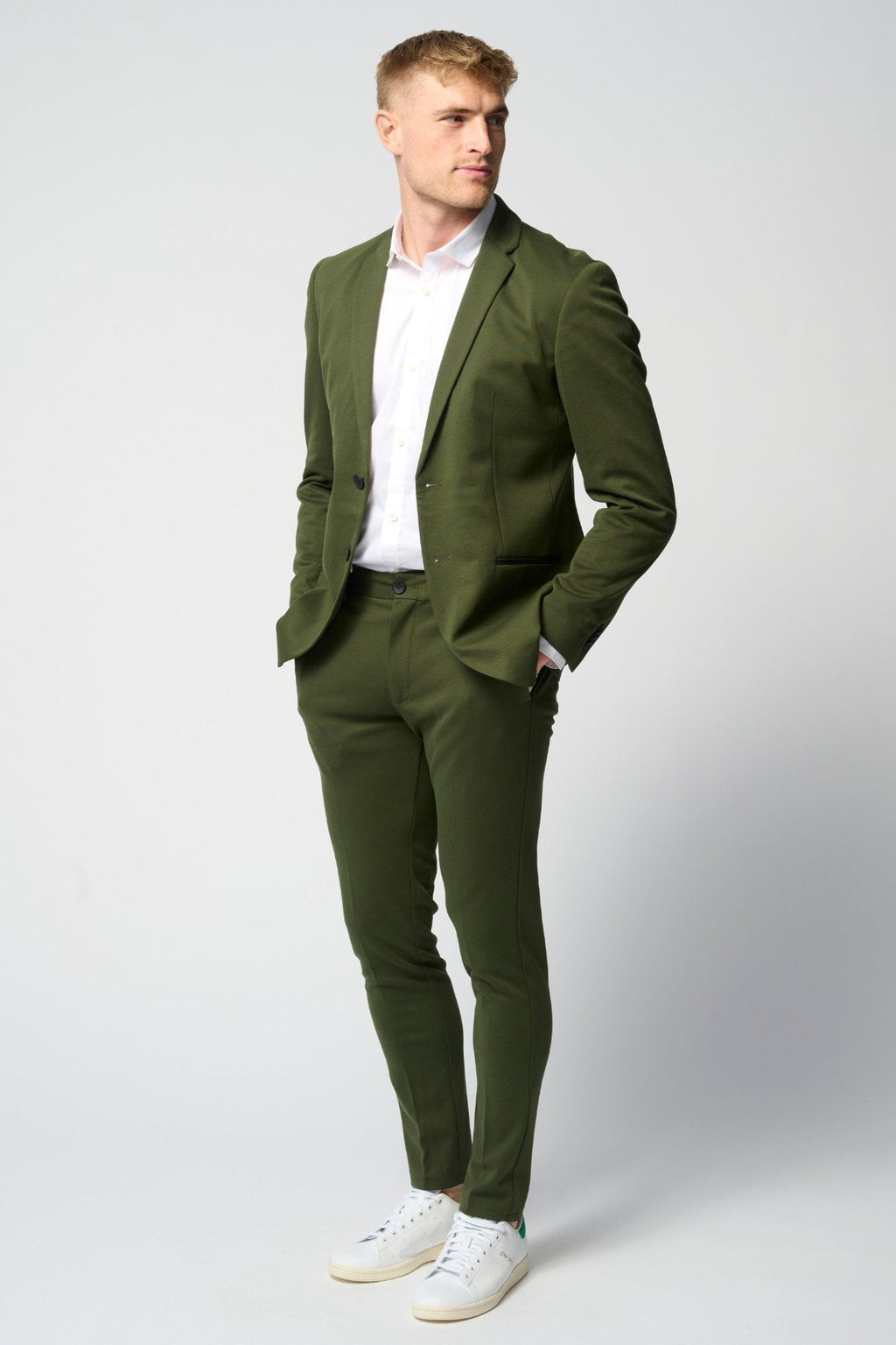 Performance Pants Wide - Army Green