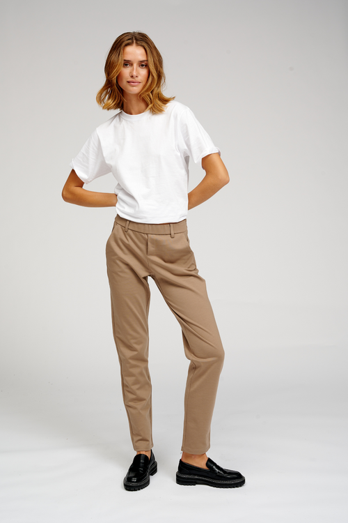 De Originale Performance Pants - Mørk Beige - TeeShoppen - Sand/Beige