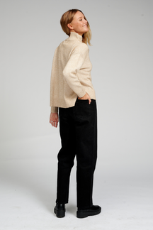 Oversized Strikket Rullekravetrøje - Beige