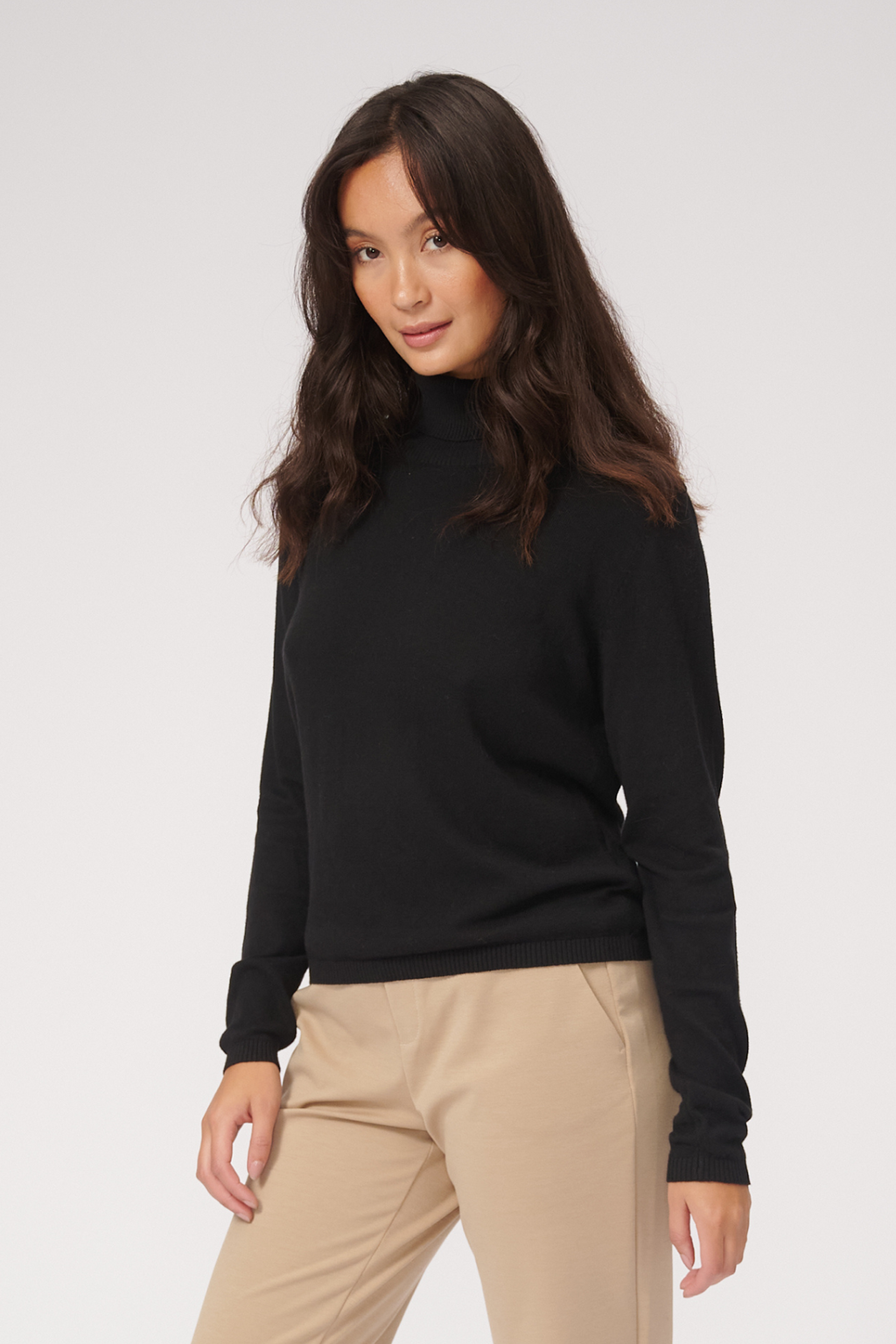 Basic Knit Roll Neck - Sort