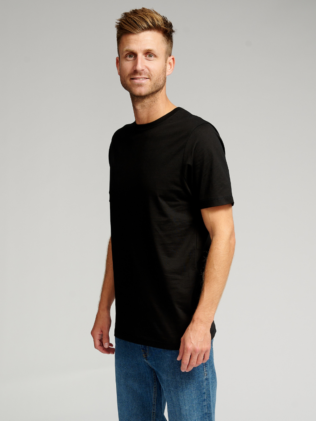 Basic T-shirt - Sort
