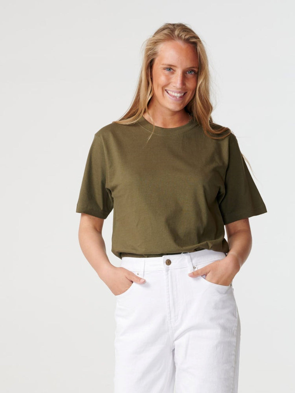 Boyfriend Tee - Army Grøn