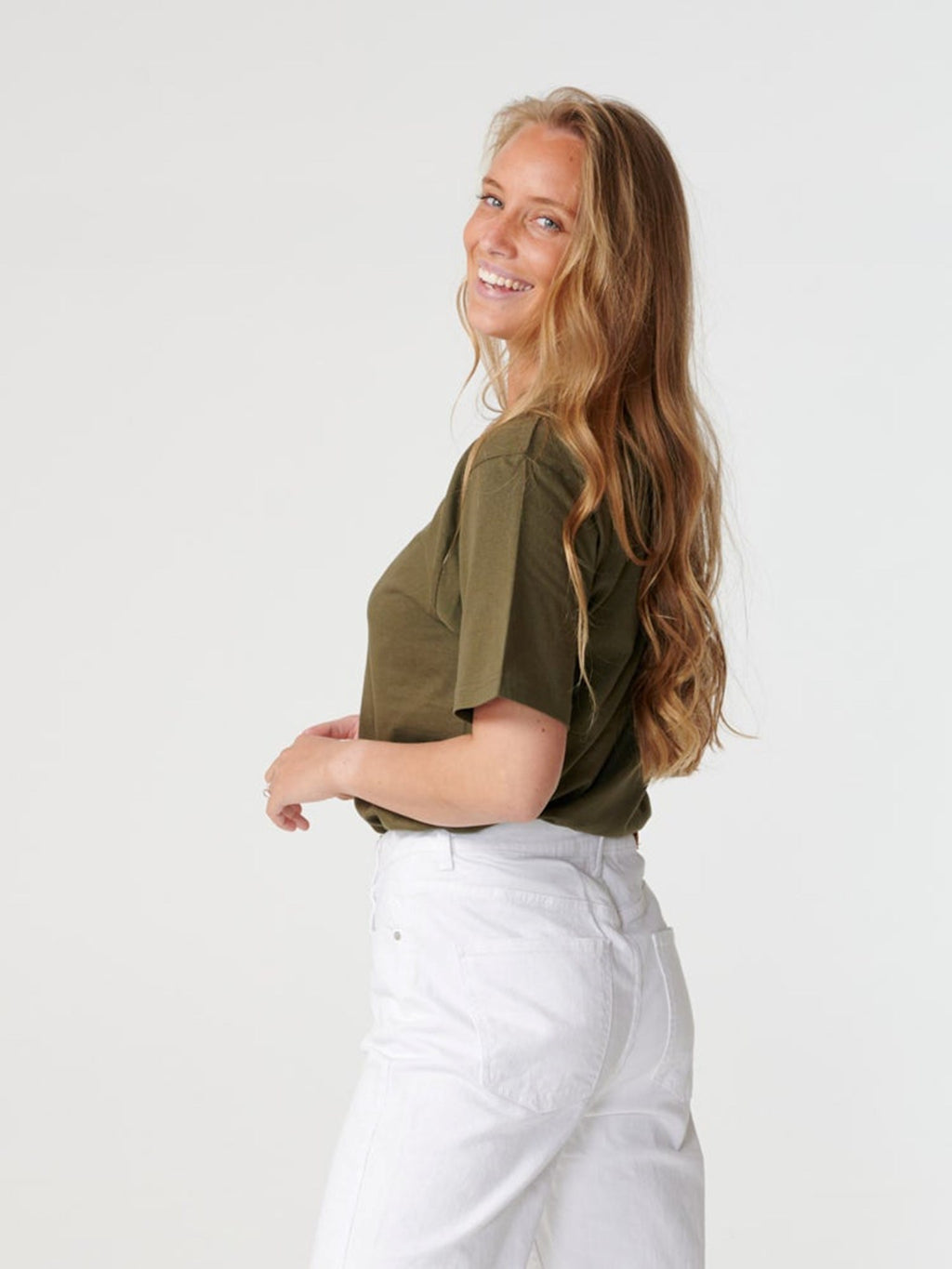 Boyfriend Tee - Army Grøn